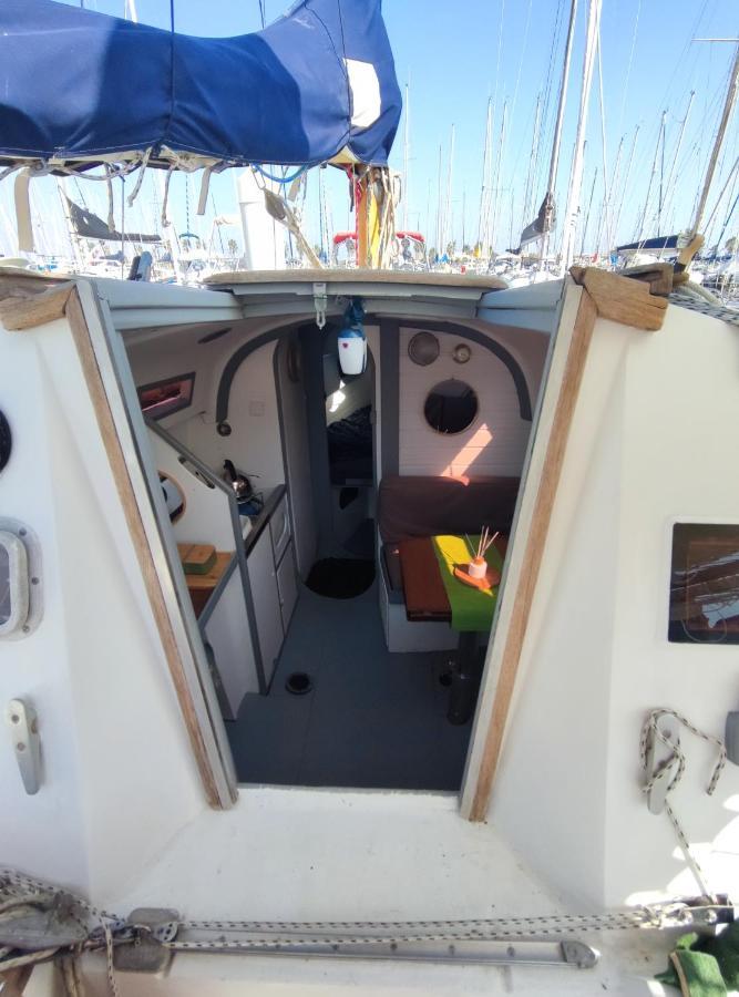 Botel St Helene *